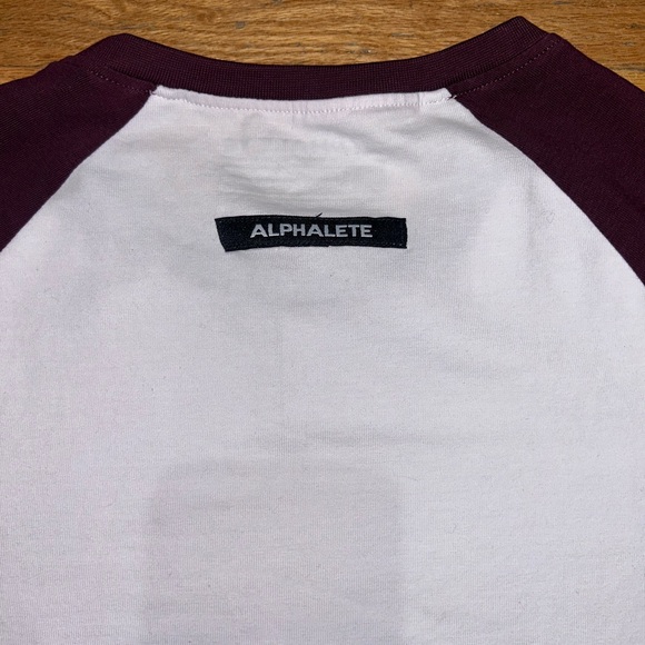 ALPHALETE Women's Fitted Performance 3/4 Sleeve Tee WHITE & BLACK CHERRY Small - Picture 4 of 4